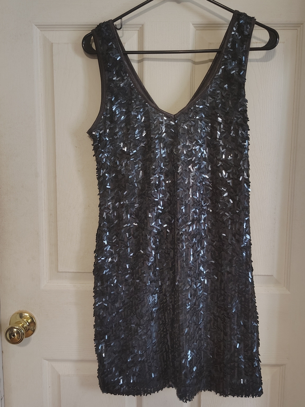 Love Reign Women's Bluish Sequin V-Neck Sleeveless Mini Dress L Party